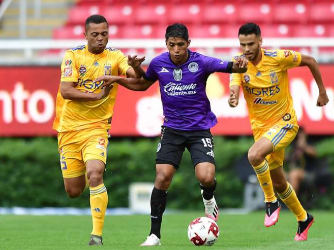 TUDN comete tremendo error en las alineaciones del Tigres-Mazatlán de la Copa por México